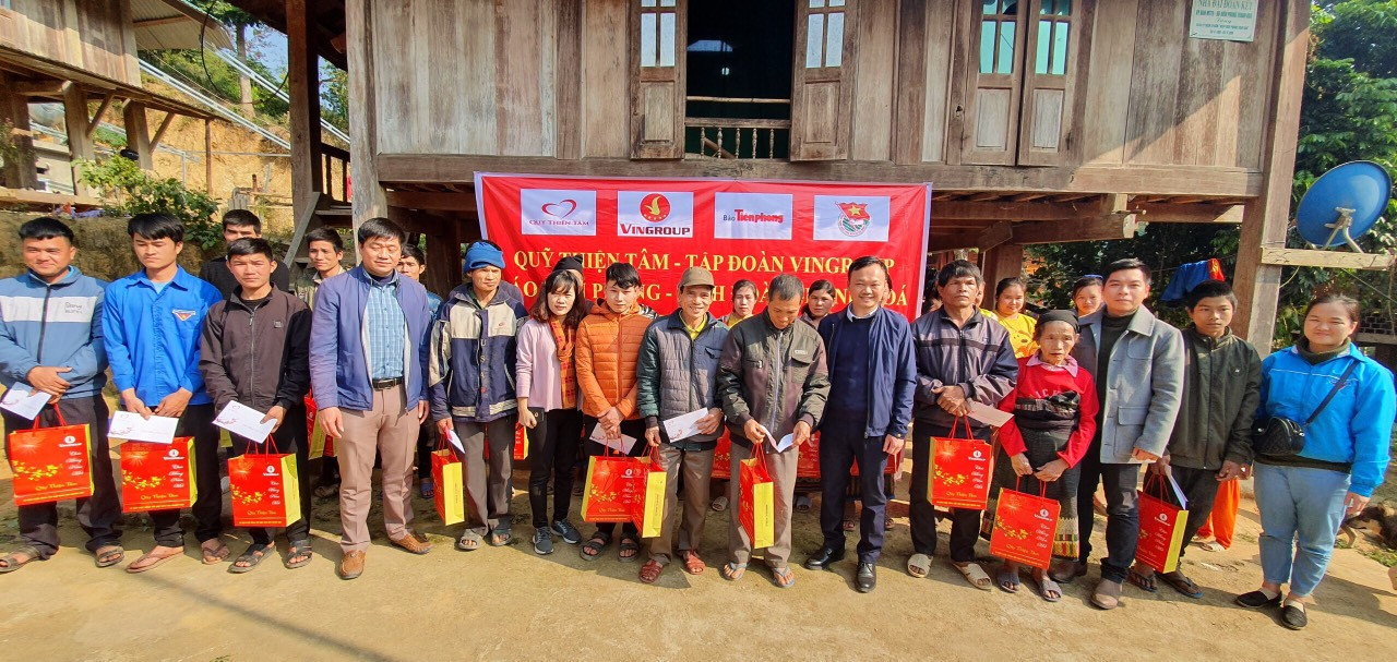 Tập đoàn Vingroup mang Tết sớm đến cho các hộ nghèo miền núi Thanh Hóa ảnh 7