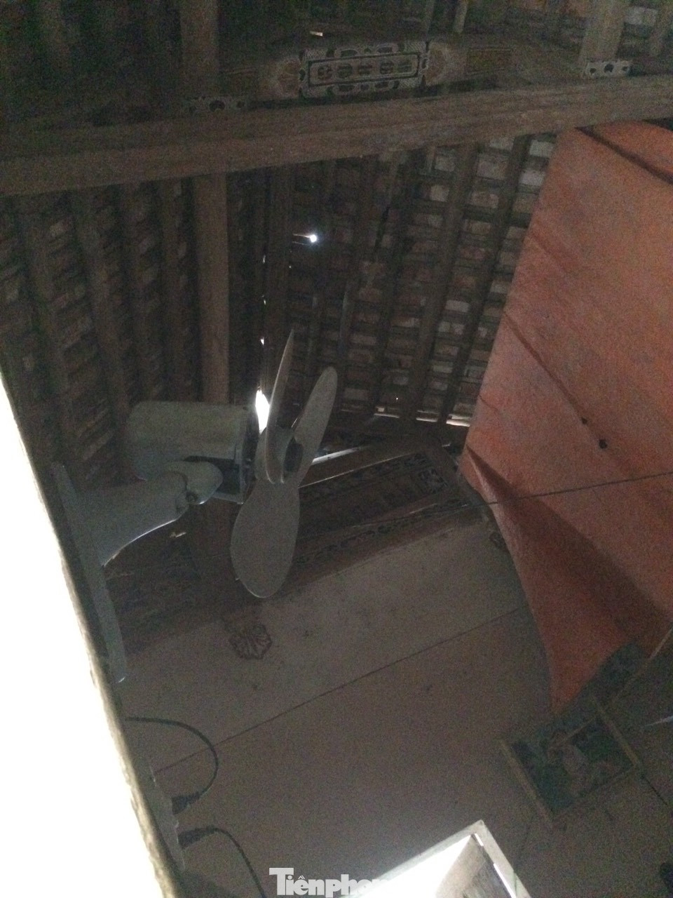 Khu dân cư ở Hòa Bình khốn khổ vì công trường khai thác đá nổ mìn ngày đêm ảnh 11