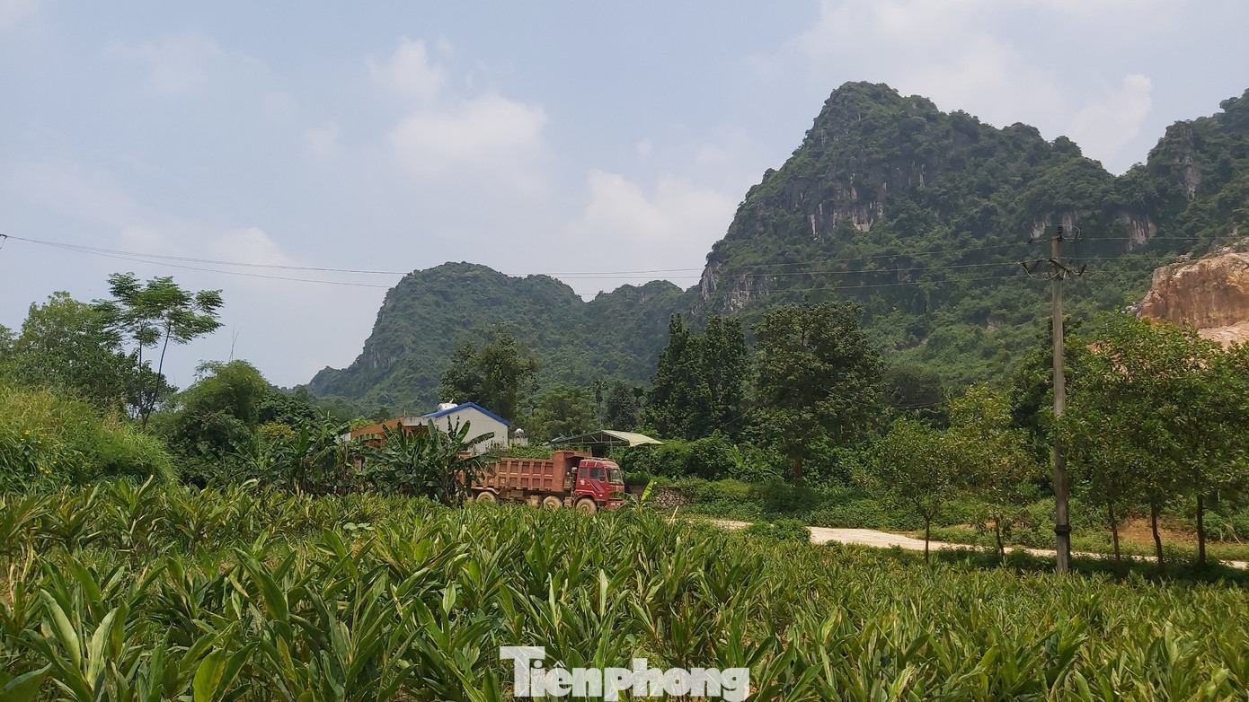 Khu dân cư ở Hòa Bình khốn khổ vì công trường khai thác đá nổ mìn ngày đêm ảnh 6