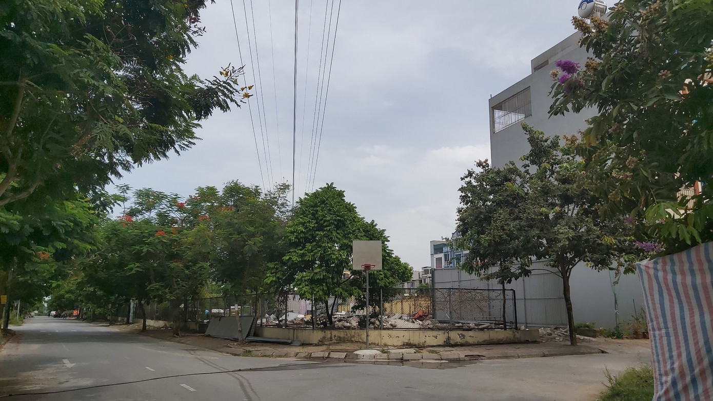 Cận cảnh tháo dỡ nhà xưởng mọc như nấm, có dấu hiệu bảo kê tại quận Hà Đông ảnh 3