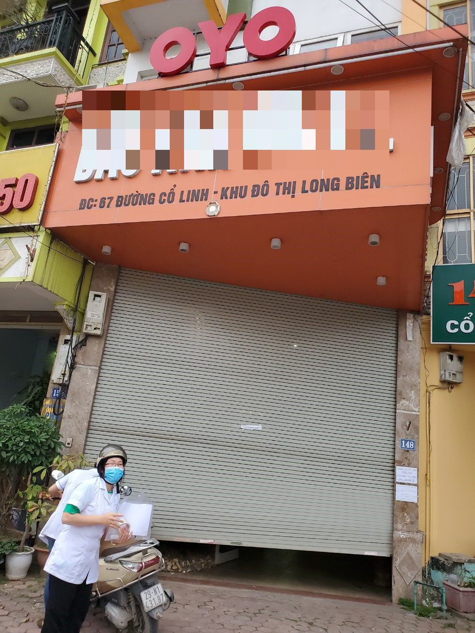 Cách ly 2 người trong khách sạn nơi nữ tiếp viên mắc Covid-19 lưu trú ảnh 2