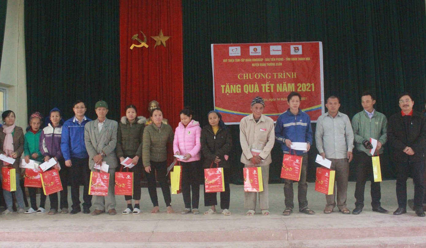 Tập đoàn Vingroup mang Tết sớm đến cho các hộ nghèo miền núi Thanh Hóa ảnh 4