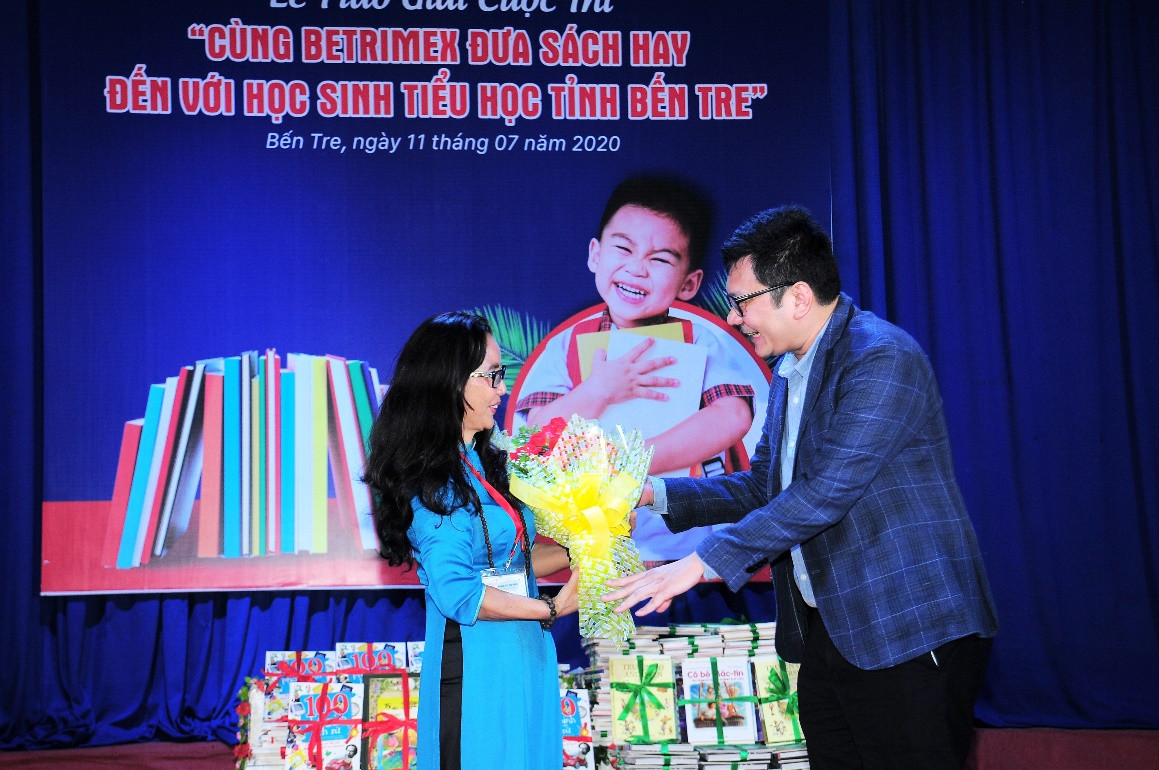 Lan tỏa văn hóa đọc ‘Cùng Betrimex đưa sách hay đến với học sinh tiểu học tỉnh Bến Tre’ ảnh 2