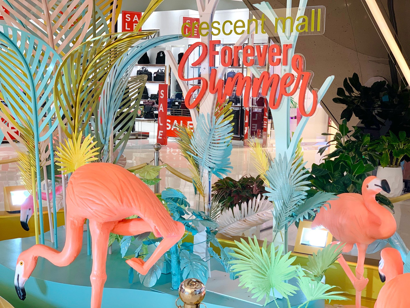 Chào đón mùa hè rực rỡ cùng Crescent Mall ảnh 2