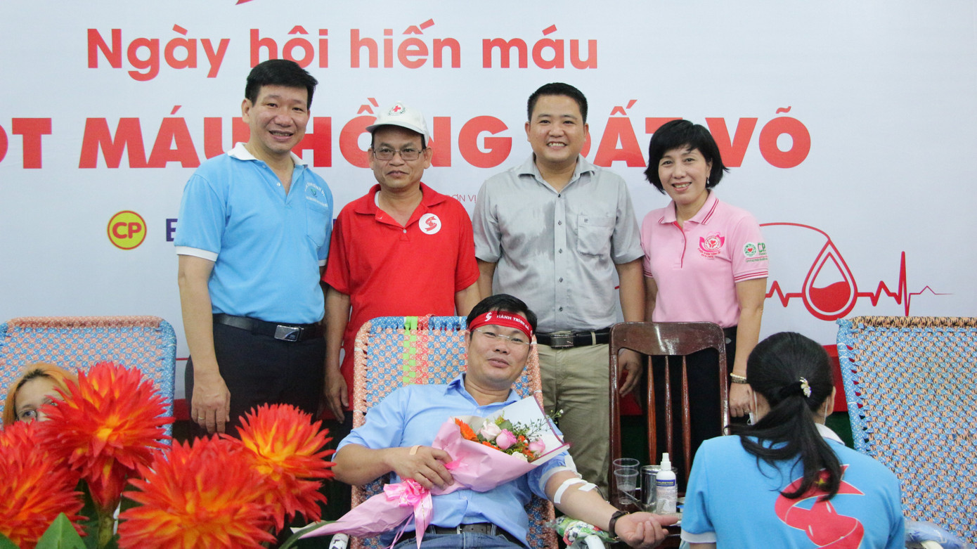 Chia sẻ giọt máu để giúp người bệnh giành lại sự sống ảnh 1
