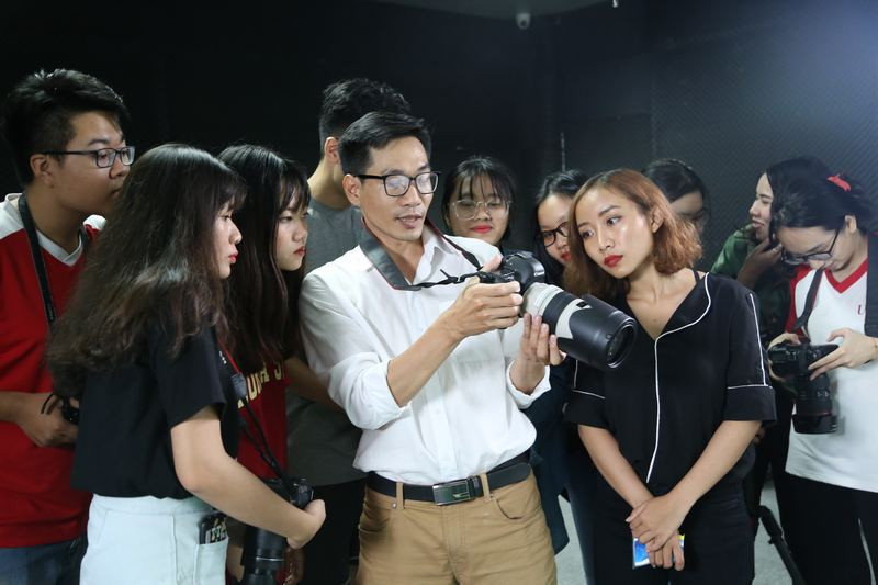 Quảng cáo: lĩnh vực truyền thông nhiều mới mẻ để người trẻ khám phá ảnh 1