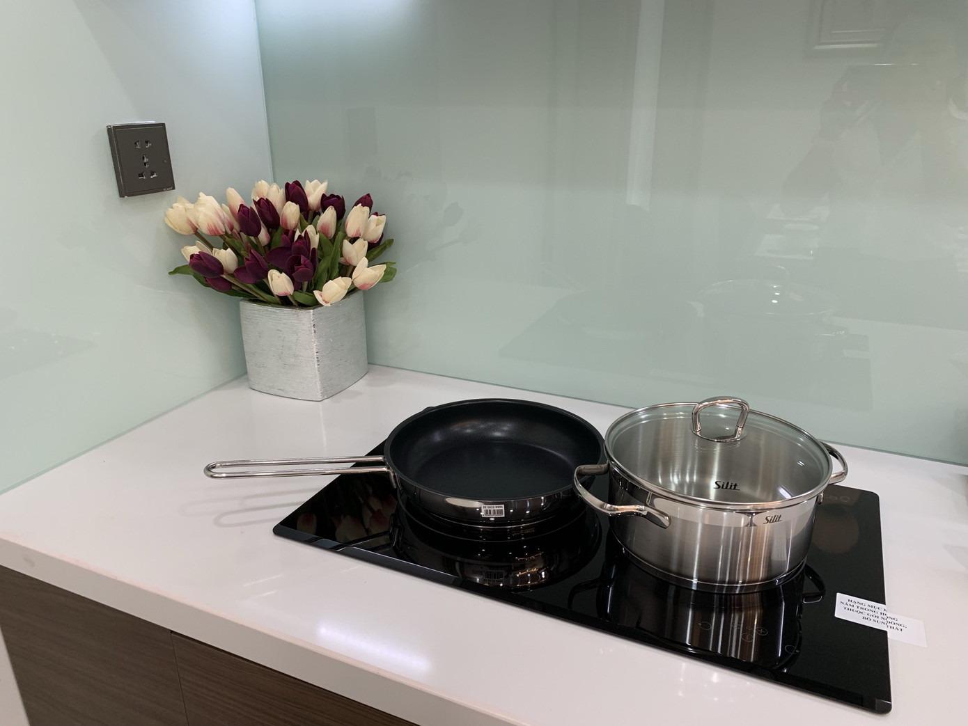 Tòa tháp Thiên niên kỷ: Điểm nhấn kiến trúc hiện đại khu vực Hà Đông ảnh 3