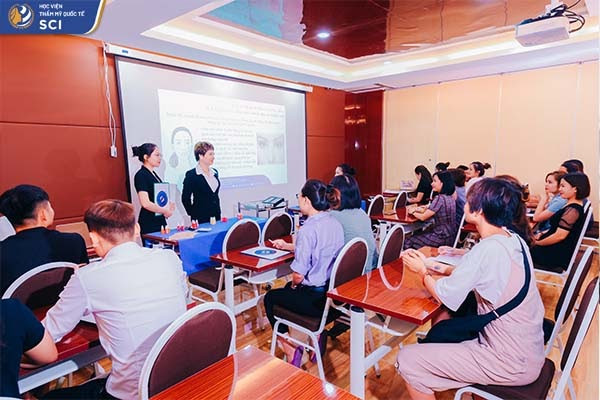 Kinh nghiệm học phun xăm thẩm mỹ thành thạo ra nghề nhanh ảnh 3