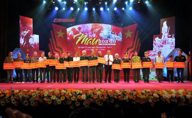 Đặc sắc chương trình nghệ thuật 'Màu hoa đỏ' lần thứ 13 ảnh 2