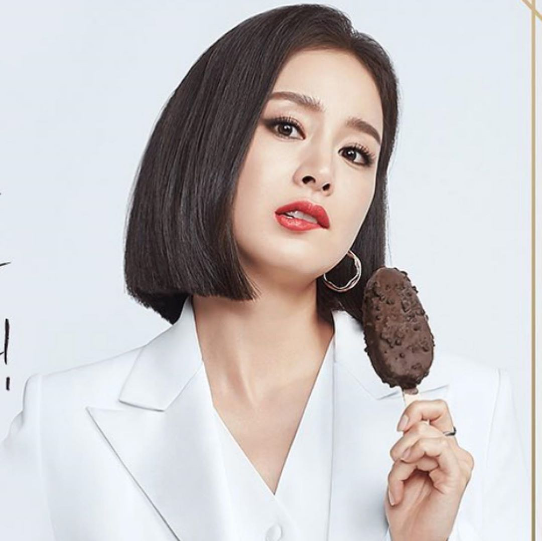 Kim Tae Hee nhan sắc quyến rũ đáng ngưỡng mộ ở tuổi 40 ảnh 17