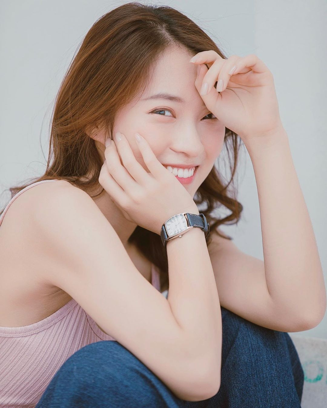 'Hot girl 7 thứ tiếng' Khánh Vy tốt nghiệp loại giỏi Học viện Ngoại giao ảnh 1