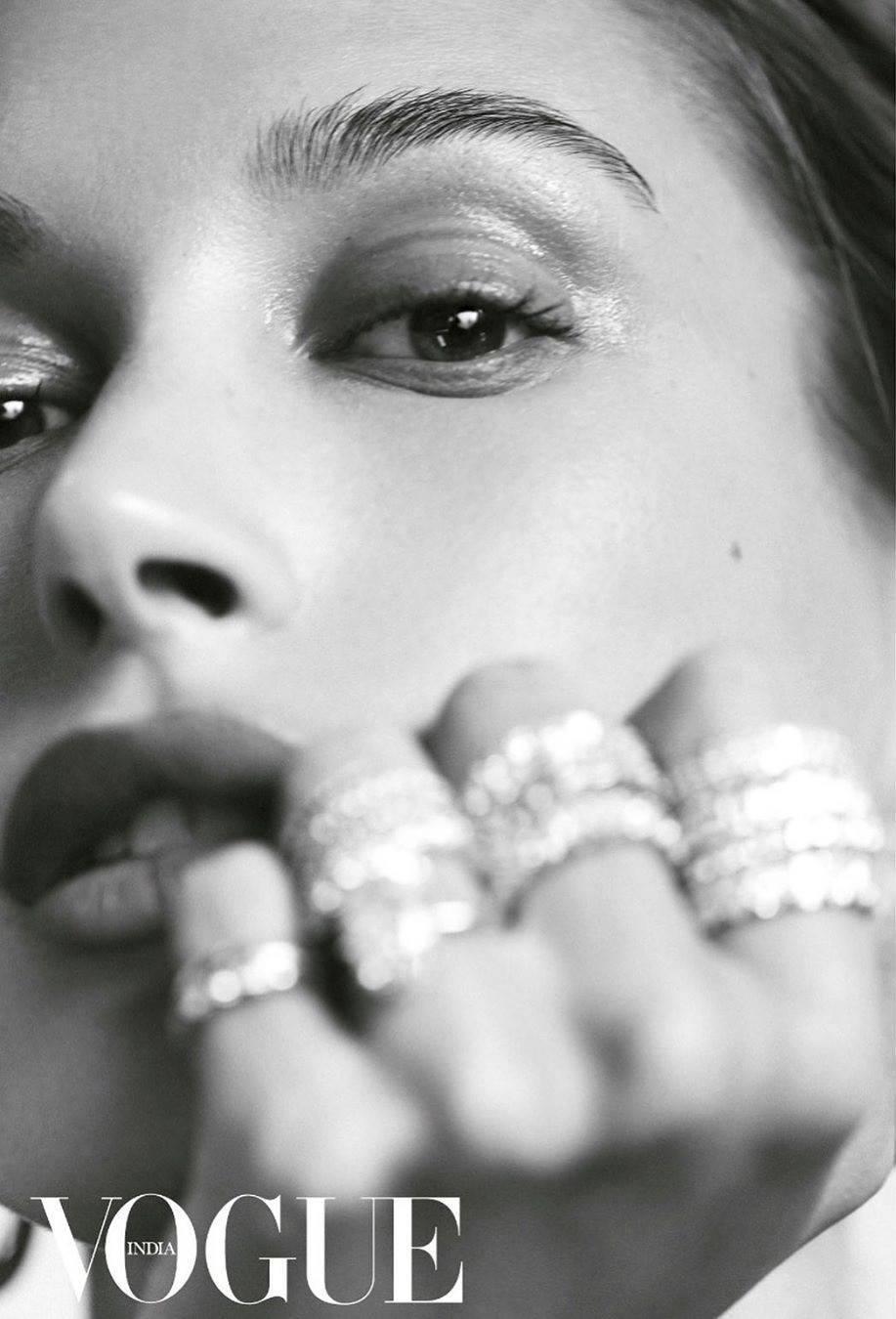 Sắc vóc thanh xuân trẻ đẹp của nàng mẫu 9x Hailey Bieber ảnh 14