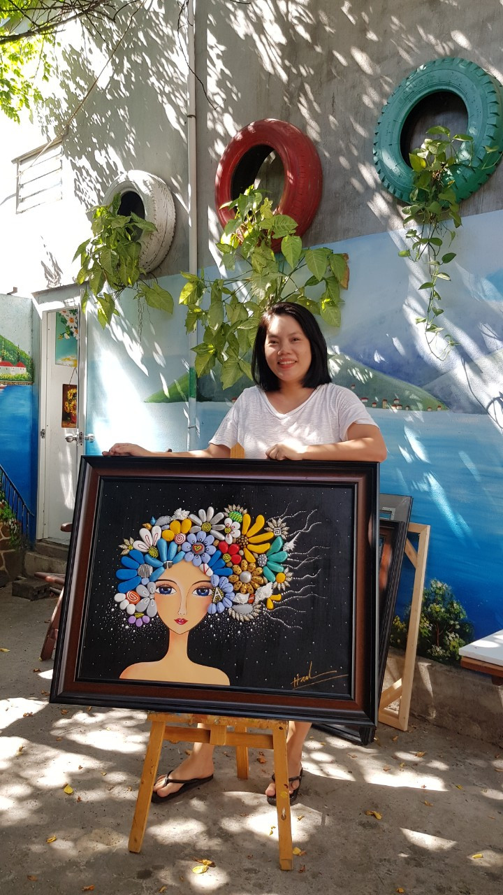 Tranh handmade độc đáo từ quả thông và dương liễu của nữ họa sĩ Đà Nẵng ảnh 3