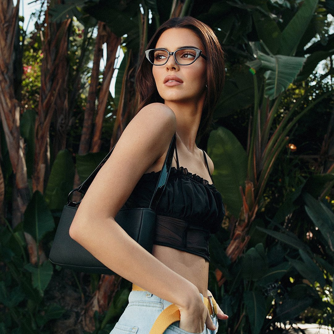 Thân hình hoàn hảo tuyệt mỹ của siêu mẫu đắt giá nhất thế giới Kendall Jenner ảnh 7