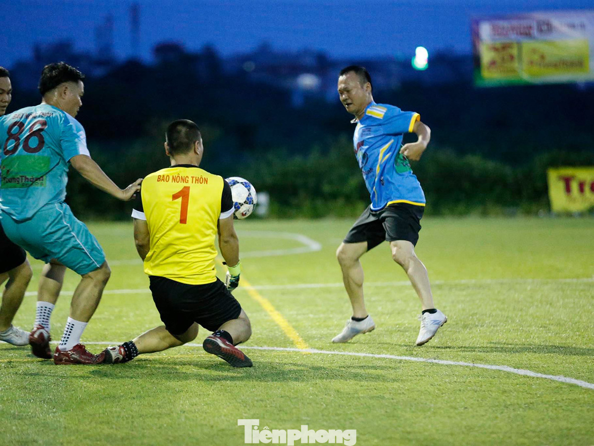 Báo Tiền Phong tranh tài ở cúp Trung Thành năm 2020 ảnh 8