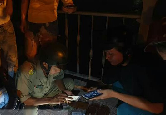 Dùng cano tìm kiếm nam thanh niên nhảy cầu xuống sông Sài Gòn ảnh 3