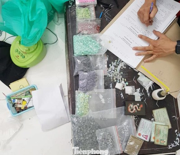 Triệt phá cơ sở sản xuất ma túy ở Bình Dương ảnh 2