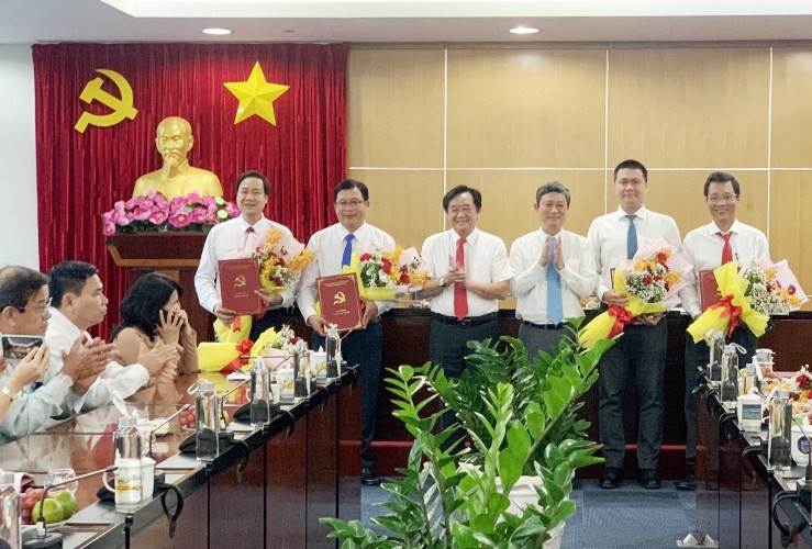 Bình Dương bổ nhiệm nhiều cán bộ chủ chốt ảnh 1