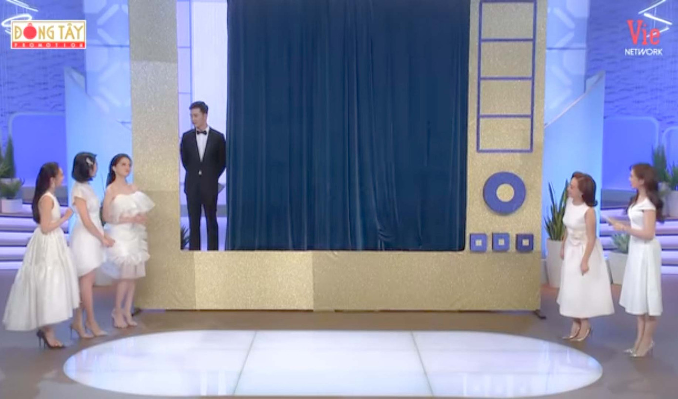 Hương Giang tiết lộ bị bạn trai phản bội để theo người phụ nữ khác ảnh 1