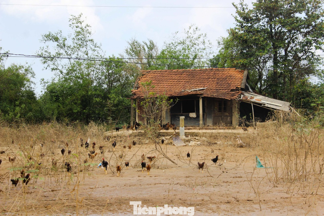 Dân mạng rần rần ca ngợi hành động trả lại tiền trong đồ cứu trợ của người dân vùng lũ ảnh 1