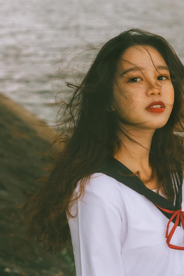 Nữ sinh ĐH Kinh tế Quốc dân vừa xinh lại học giỏi suốt 12 năm ảnh 2