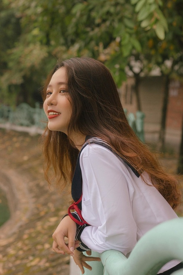 Nữ sinh ĐH Kinh tế Quốc dân vừa xinh lại học giỏi suốt 12 năm ảnh 3