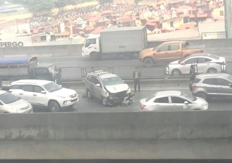 Đường vành đai 3 trên cao ùn tắc kinh hoàng cả hai chiều, kéo dài 7km ảnh 7