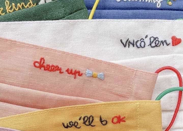Khẩu trang thêu lên ngôi trong mùa dịch COVID-19 ảnh 2