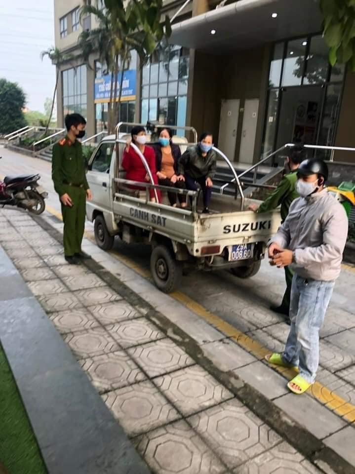 Cư dân chung cư bị xử phạt vì tập thể dục đông người giữa mùa dịch ảnh 2