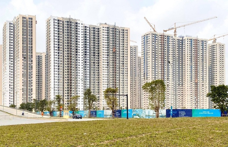 Bất động sản thời COVID-19: Cất tiền vào két chờ 'đáy'? ảnh 1