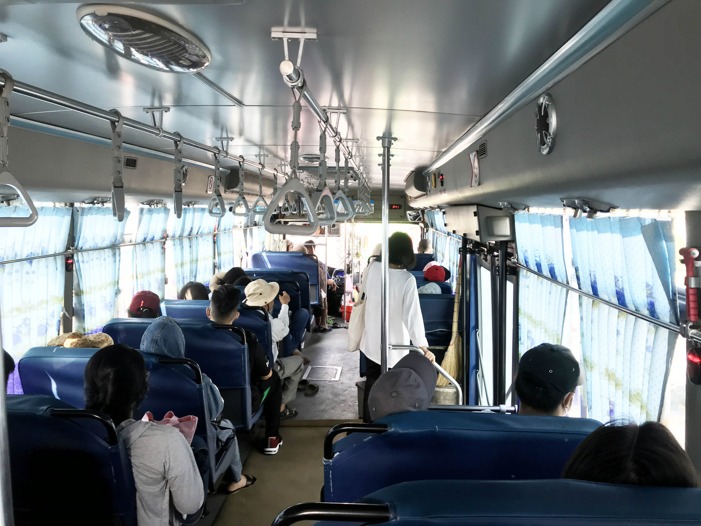 TPHCM sẽ ngưng hoạt động xe buýt liên tỉnh, giảm 50% xe khách vì COVID-19 ảnh 1