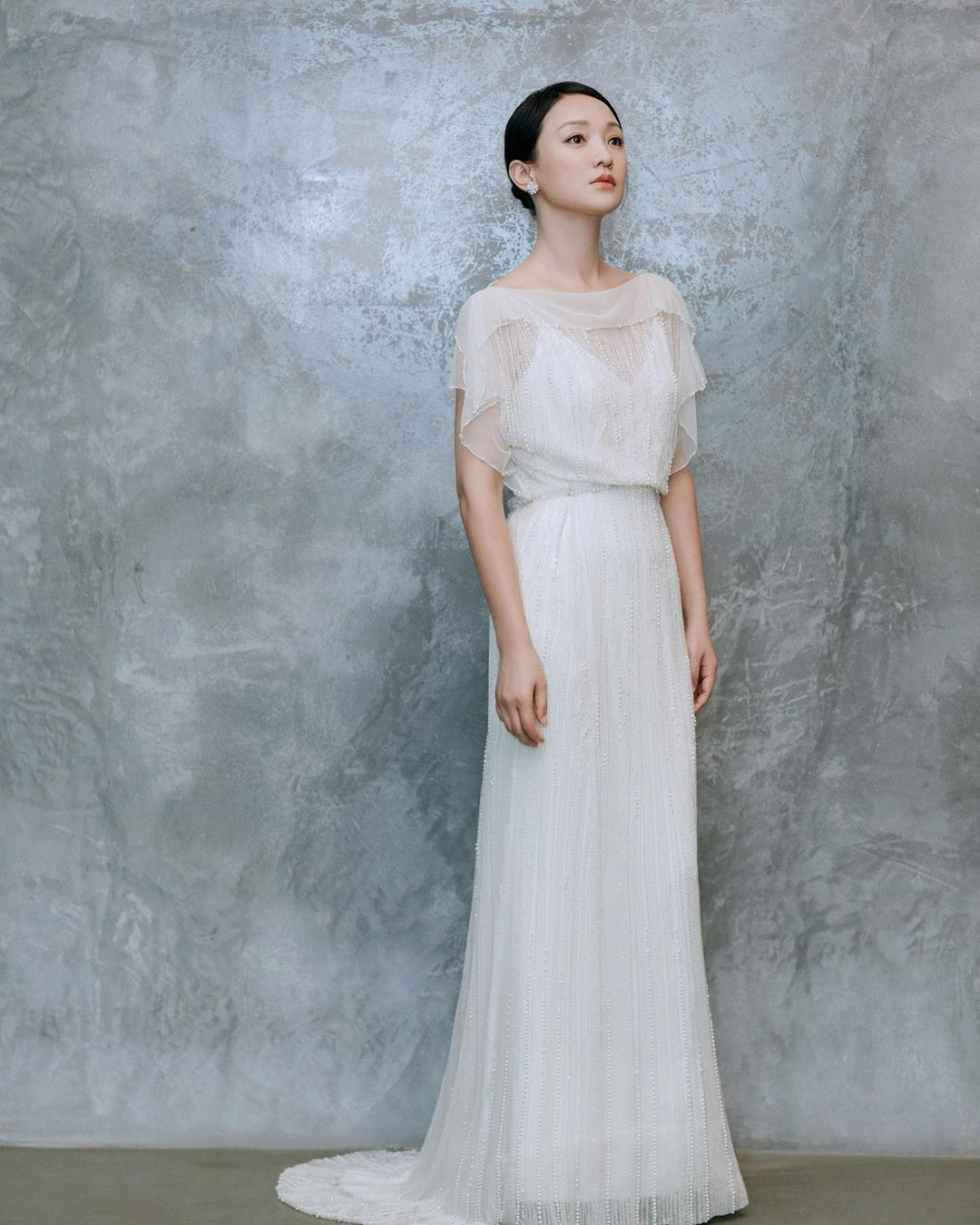 Châu Tấn U50 đẹp mong manh và trẻ trung 'hack tuổi' ảnh 26