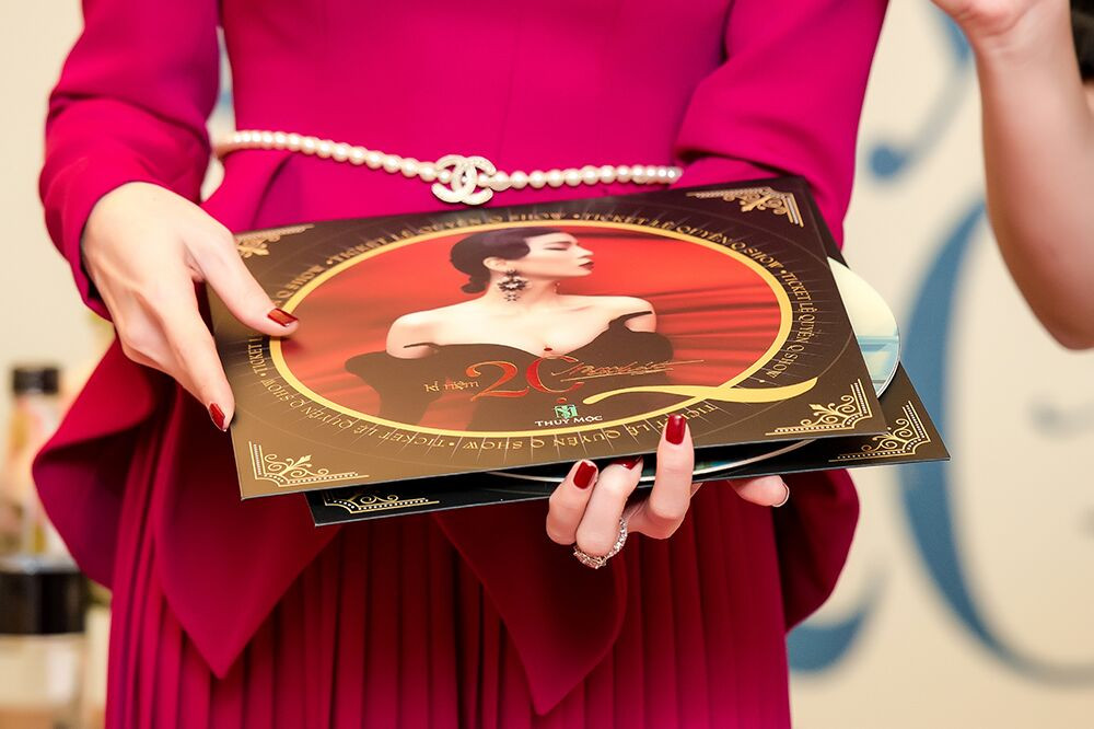 Lệ Quyên khi buồn không dám nghe mình hát ảnh 5