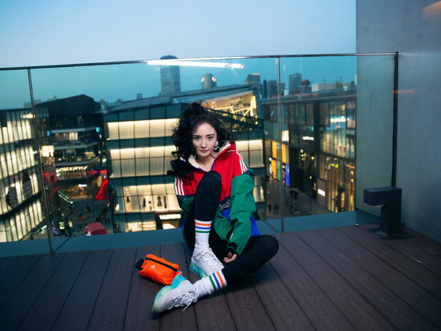 Dương Mịch đẹp xuất sắc với thần thái đỉnh cao ảnh 5