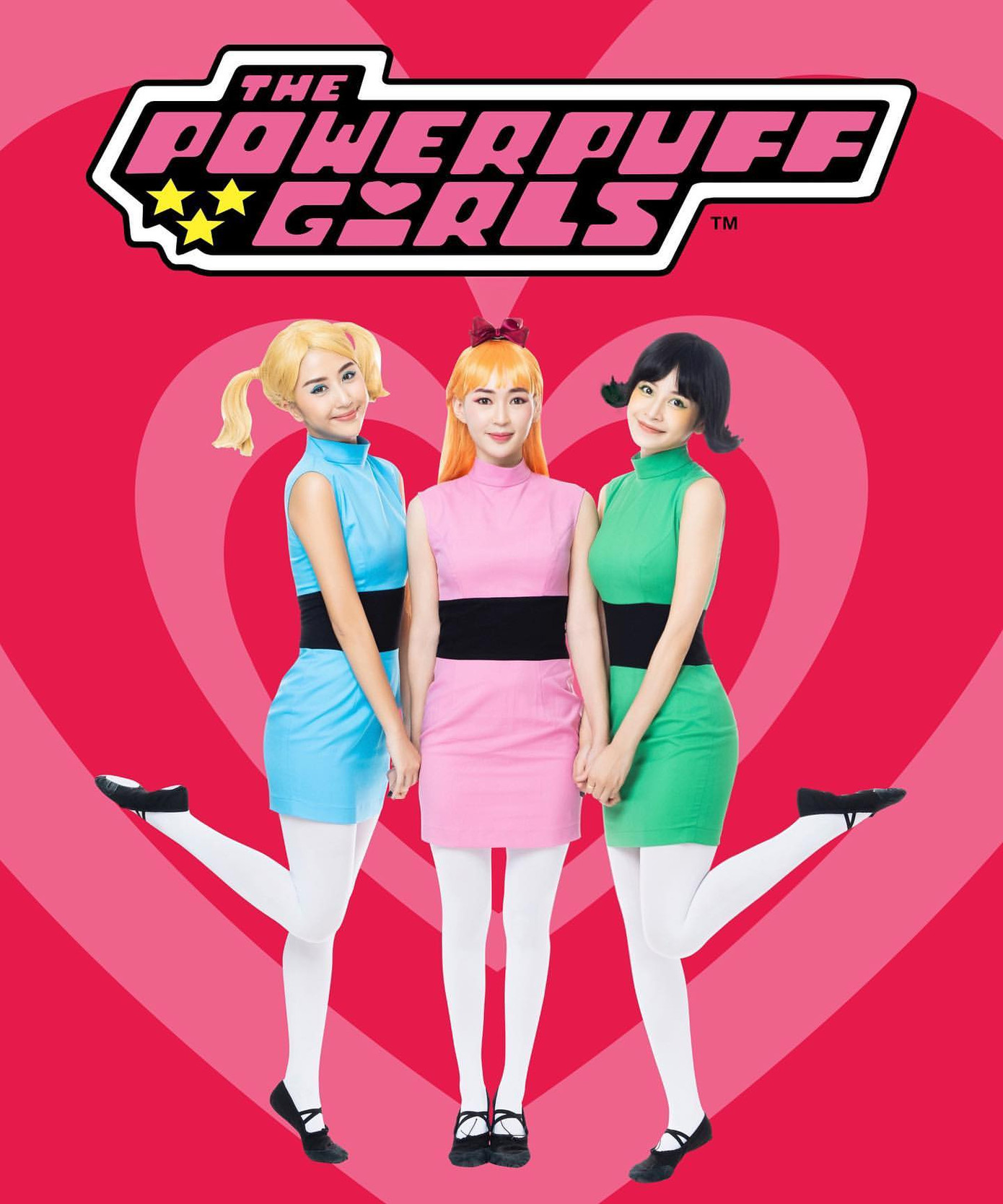 Chi Pu, Quỳnh Anh Shyn hoá trang nữ siêu nhân hoạt hình ảnh 1