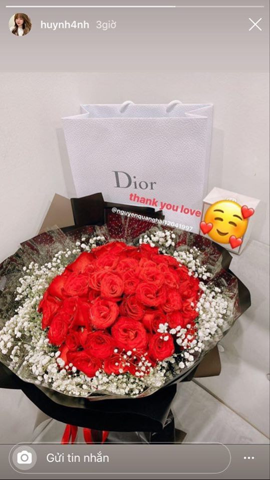 Showbiz 11/7: Lệ Quyên khoe eo cực nhỏ dù đã U40 ảnh 2