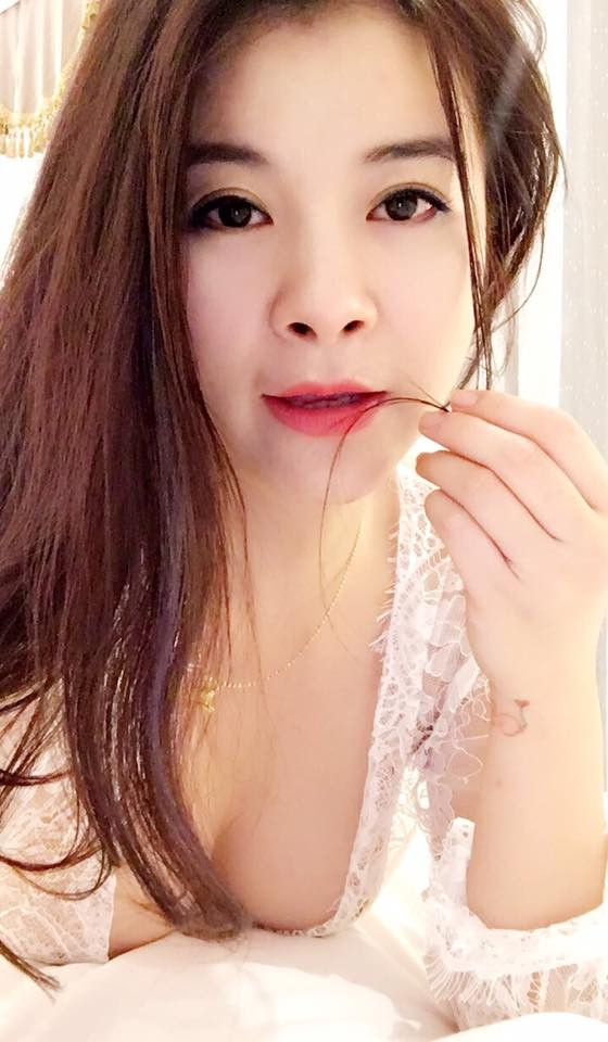 Loạt ảnh nóng bỏng của nữ diễn viên bị ghét nhất phim 'Đừng bắt em phải quên' ảnh 6