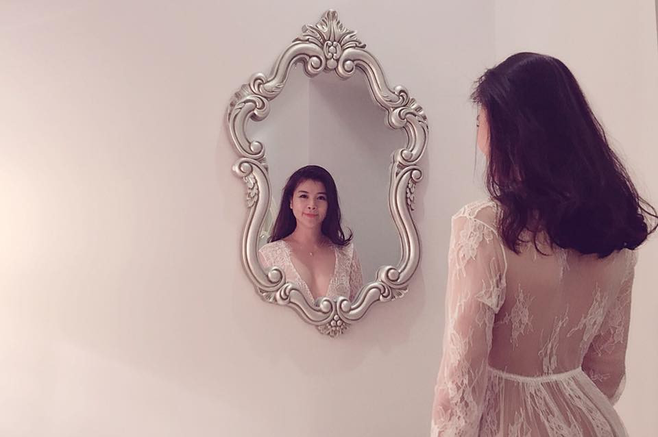 Loạt ảnh nóng bỏng của nữ diễn viên bị ghét nhất phim 'Đừng bắt em phải quên' ảnh 8