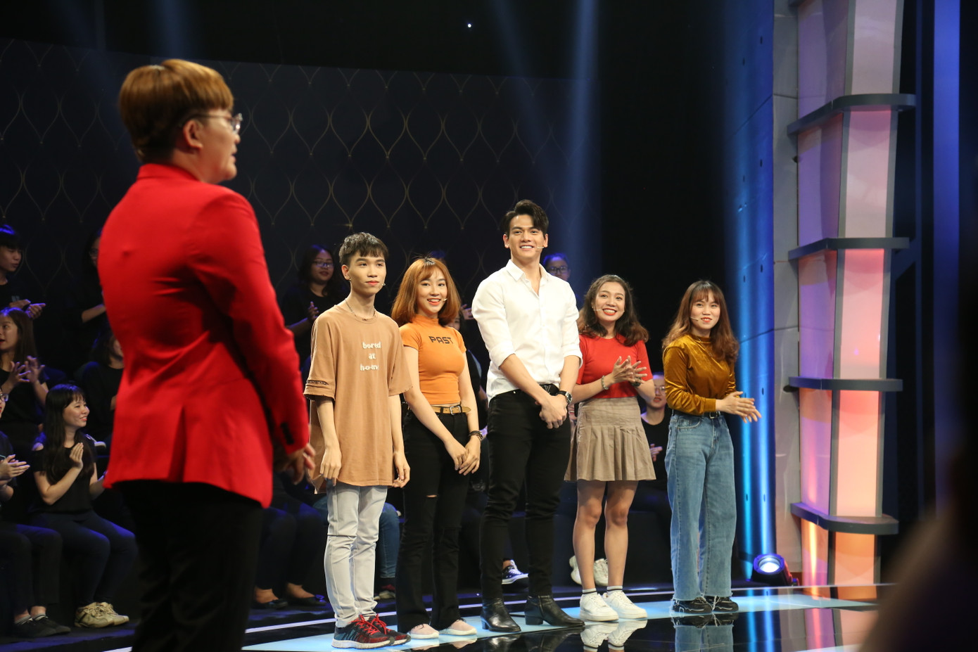 MC Đại Nghĩa ‘mỉa mai’ Lê Xuân Tiền bỏ rơi đồng đội ảnh 1