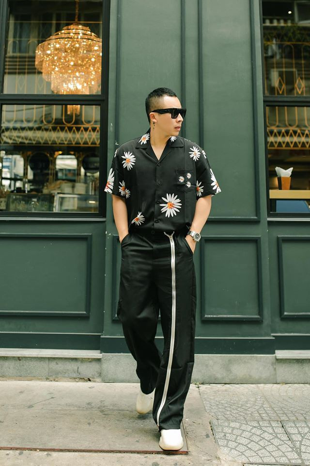 Showbiz 27/7: Hoa hậu Tây Ban Nha 2020 đeo khẩu trang đăng quang ảnh 2