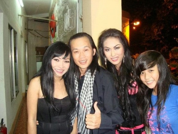 Phi Thanh Vân tung ảnh hiếm cách đây 10 năm, bất ngờ nhất là Trấn Thành và Hoài Linh ảnh 2