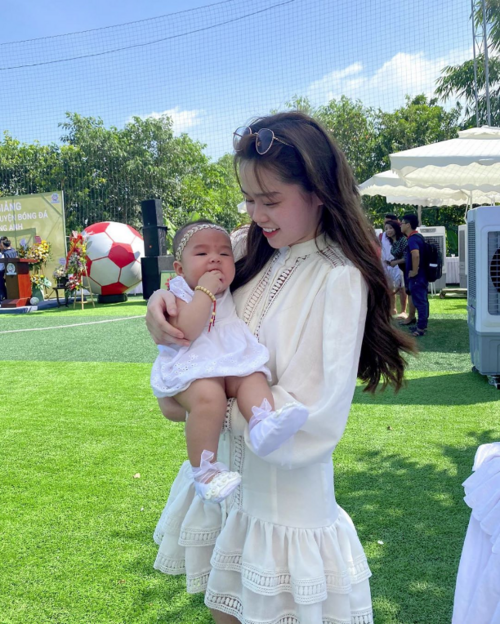 Bất ngờ về mối quan hệ giữa Huỳnh Anh và gia đình Quang Hải ảnh 2