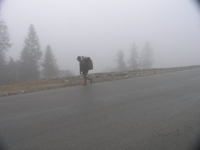 Nhịp sống vùng cao Sa Pa trong giá lạnh 0 độ ảnh 9