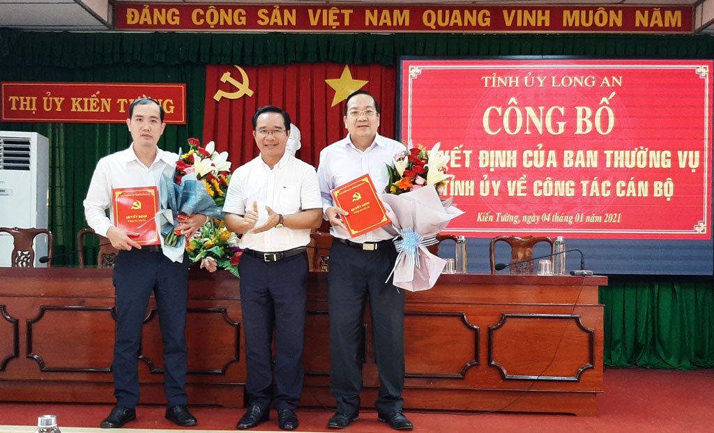 Kiện toàn tổ chức, nhân sự 6 tỉnh thành ảnh 2