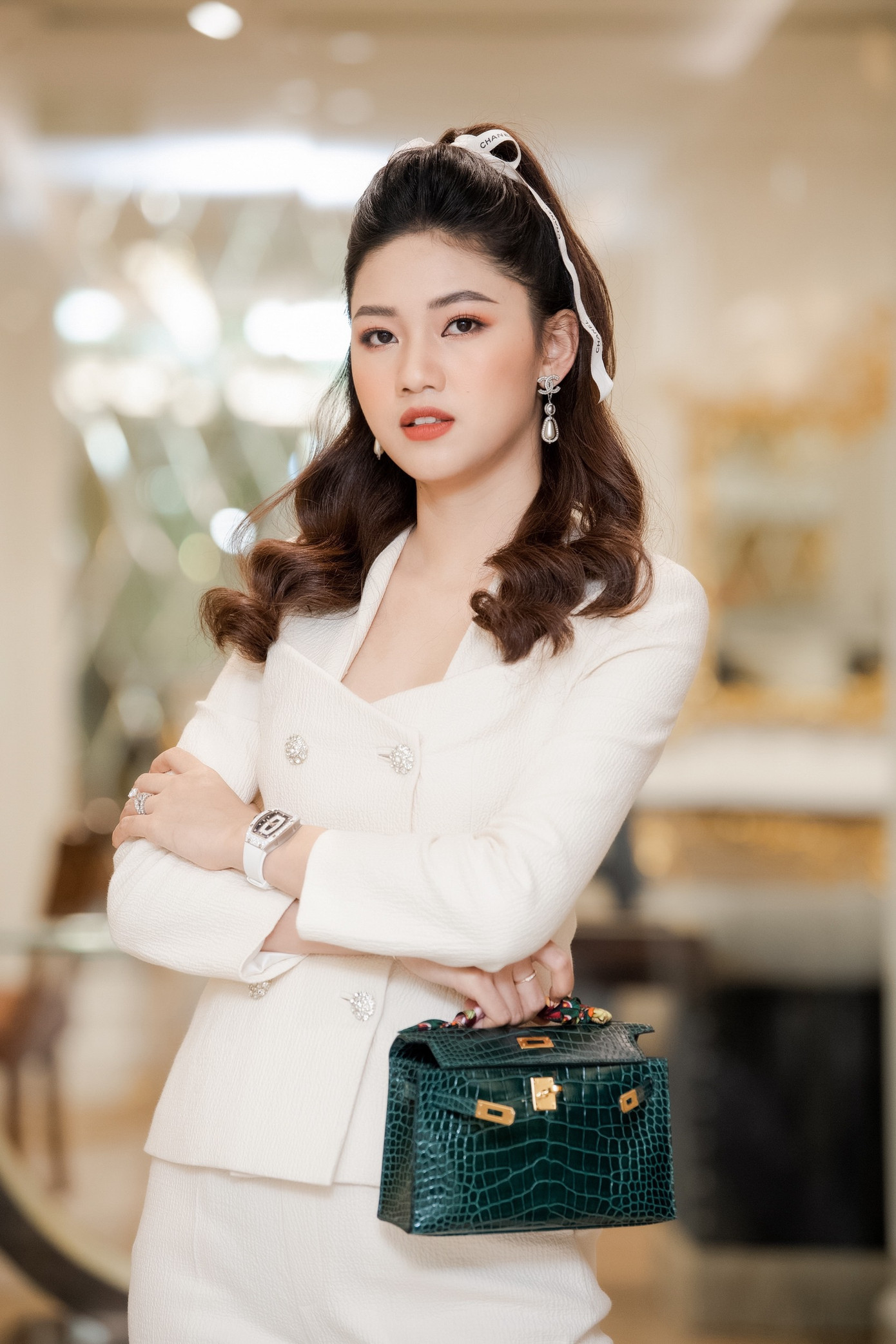 Á hậu Ngô Thanh Thanh Tú bật mí về cuộc sống 'bỉm sữa' và ông xã doanh nhân ảnh 5