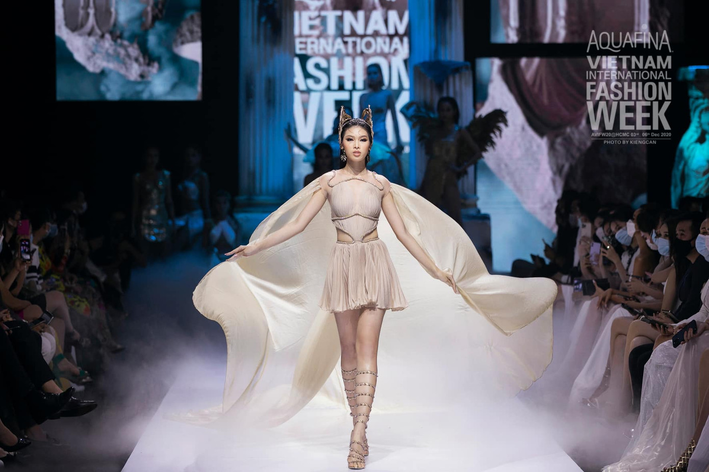 Á hậu Nguyễn Lê Ngọc Thảo: ‘Hoa hậu Đỗ Thị Hà năng động và đầy sức sống' ảnh 1