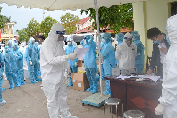Thêm 15 bệnh nhân COVID -19 ở Việt Nam được chữa khỏi ảnh 2
