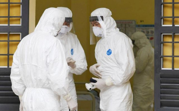 Quyết liệt cách ly xã hội để không 'vỡ trận' ảnh 4 Quyết liệt cách ly xã hội để không 'vỡ trận' ảnh 4