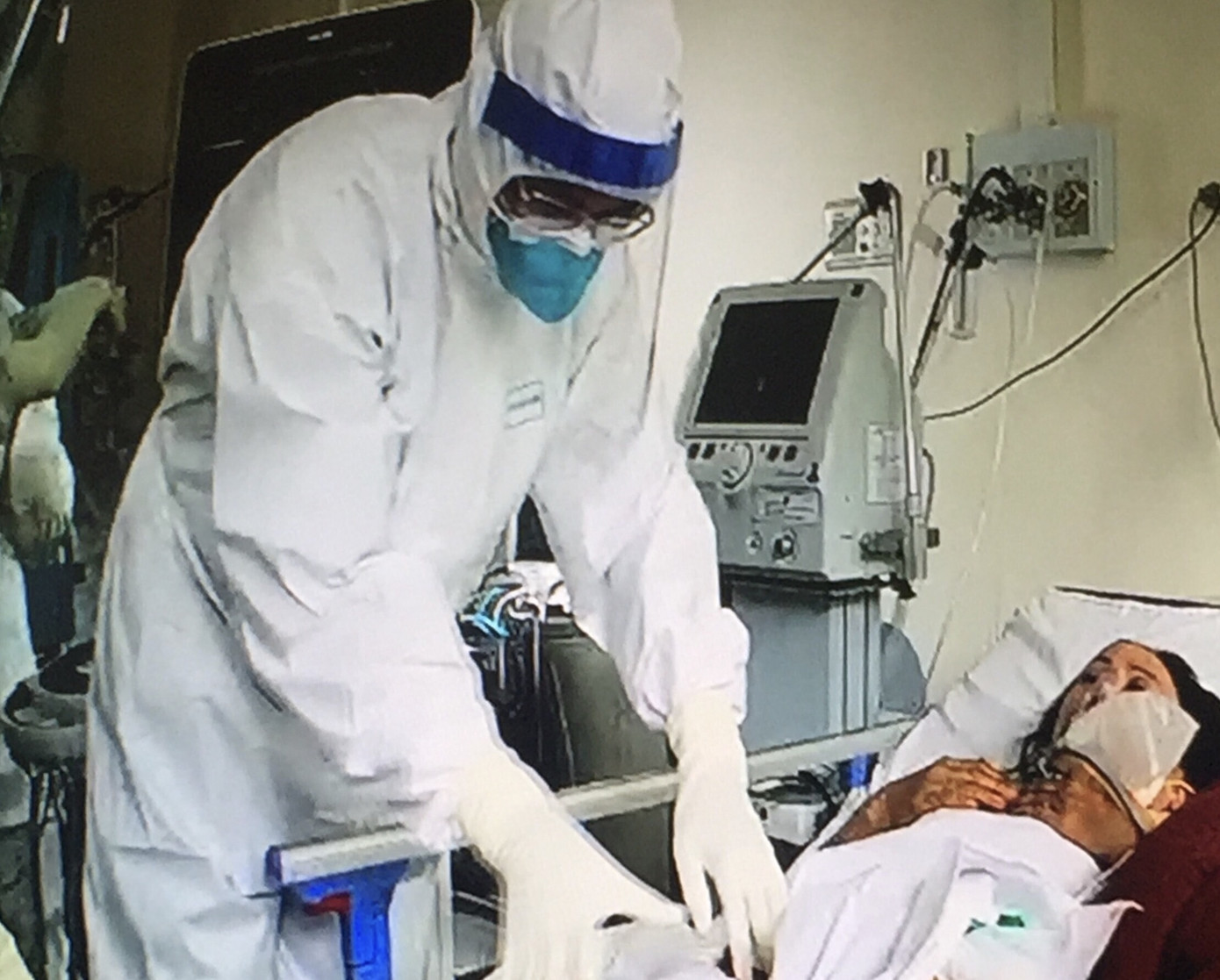 Nhiều nước tăng kỷ lục ca tử vong vì COVID-19, Việt Nam thêm nhiều người phải cách ly ảnh 3