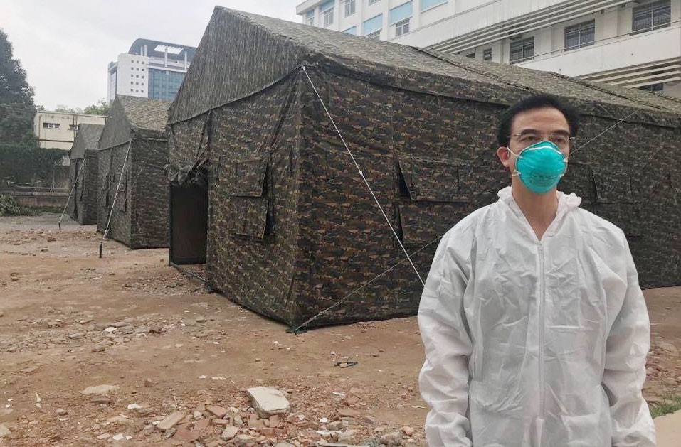 Bạch Mai lập bệnh viện dã chiến chống dịch COVID-19 ảnh 1